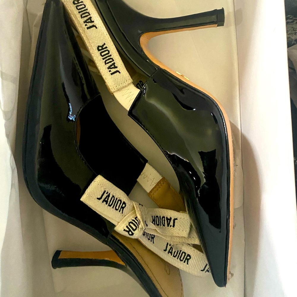 Dior J’adior slingback pump👠👠 Size 38 fits like 37